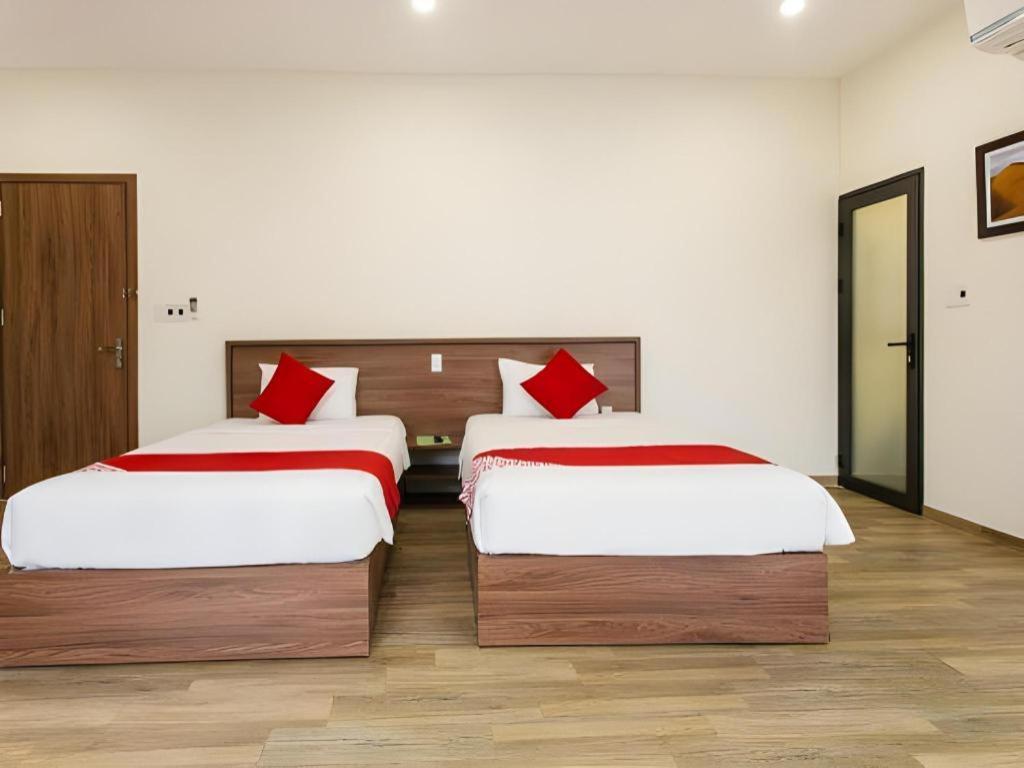 Oyo 90892 L&E Hotel Seremban Dış mekan fotoğraf